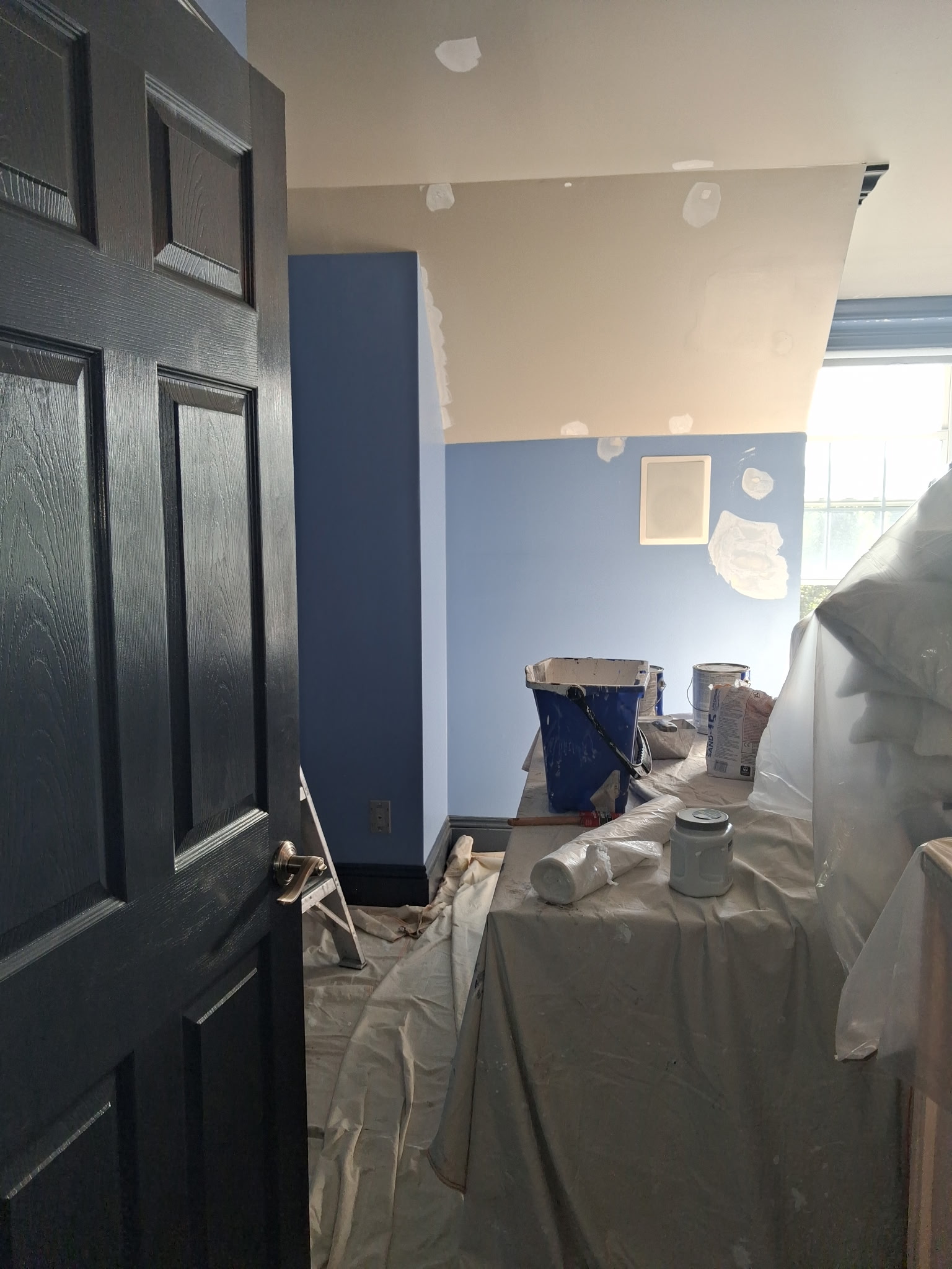 Interior room painting and wall preparation by Philadelphia painters | Affordable Philly Painters Interior room painting and wall preparation by Philadelphia painters